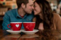 Erfolgreiches Dating für Singles über 30. (Foto: AdobeStock Curioso.Photography _808221233)